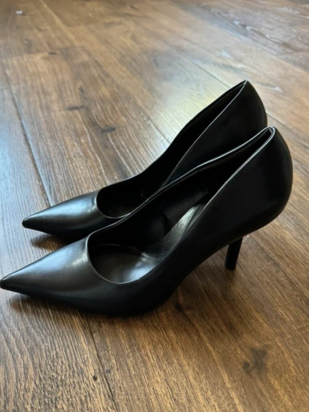 Zara Black Pointed Toe Leather Heels